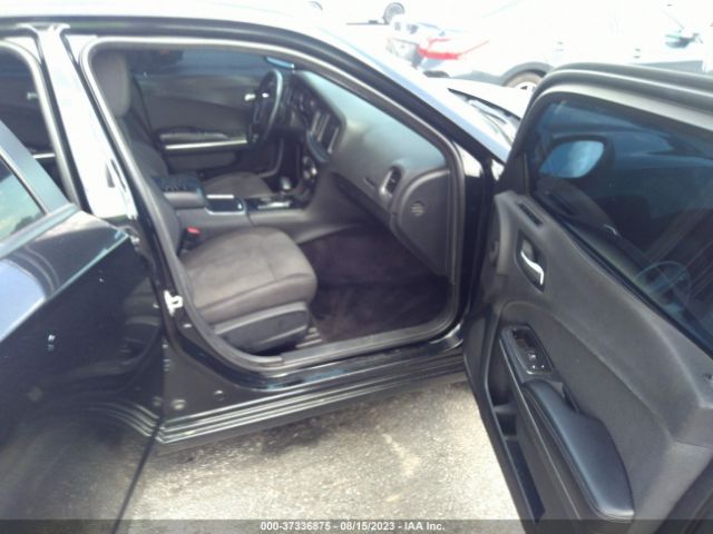 2C3CDXBG0GH355863 Dodge Charger Se