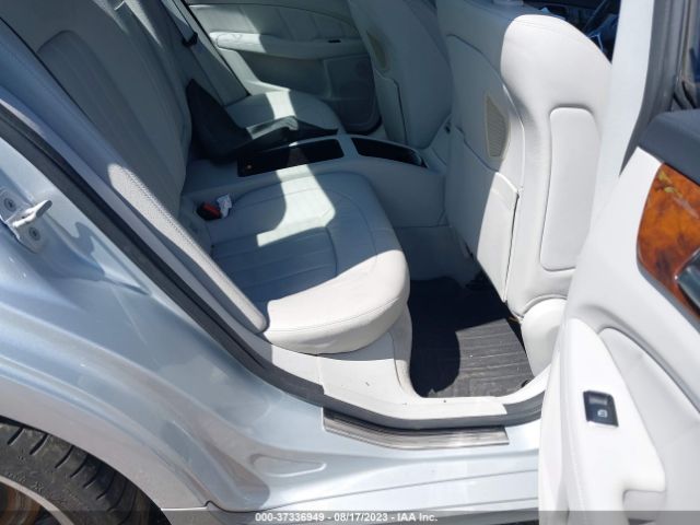 WDDLJ7DB4EA123841 Mercedes-Benz Cls-class Cls 550