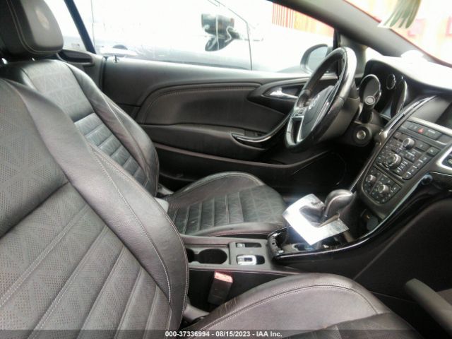 W04WT3N52GG055634 Buick Cascada Premium