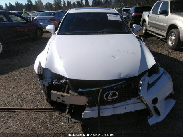 Lexus IS 250 2015 JTHBF1D21F5046164 Image 4