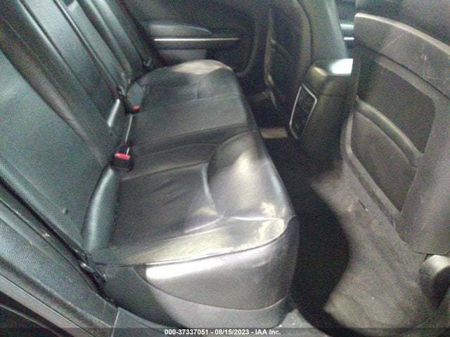 2C3CCAEGXJH123287 Chrysler 300 Limited