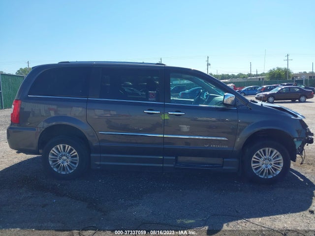 2C4RC1JG9FR742363 Chrysler Town & Country Limited