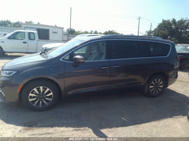 2C4RC1L73MR599176 Chrysler Pacifica Hybrid Touring L