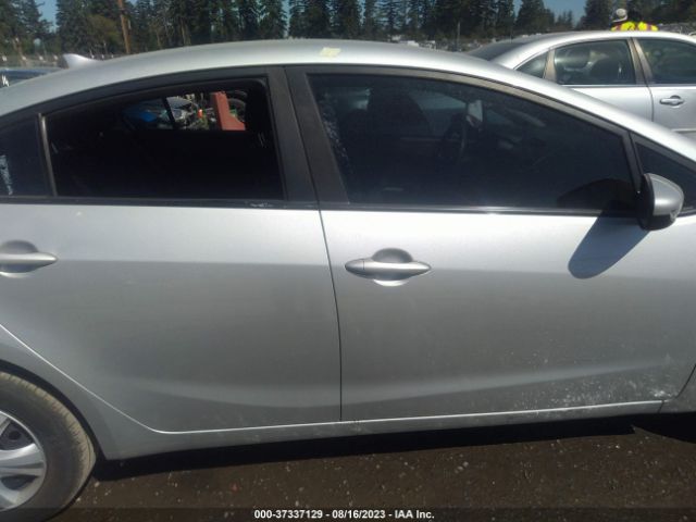 3KPFK4A74JE259980 KIA FORTE LX