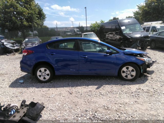 3KPFK4A72JE222085 KIA FORTE LX