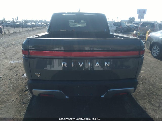Rivian R1t Launch Edition 2022 7FCTGAAL8NN001537 Image 8