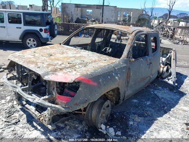 Toyota Tacoma Prerunner 2014 5TFTX4GNXEX033541 Image 2