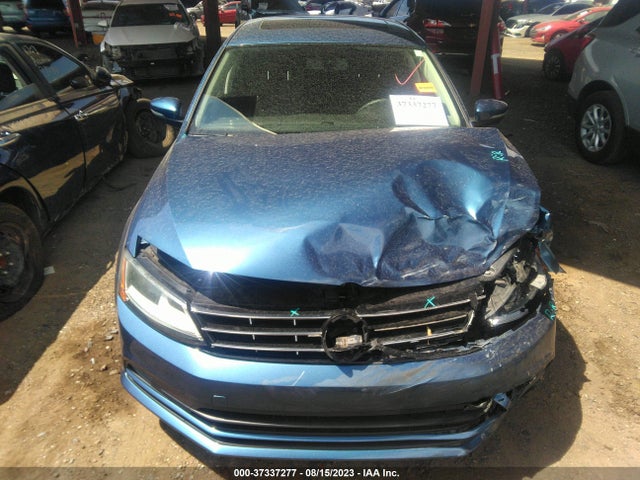 3VWL17AJ8JM228804 Volkswagen Jetta 1.8t Sel