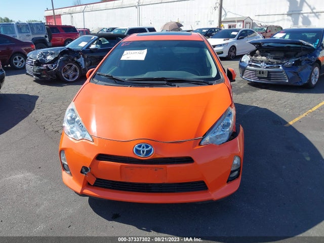 Toyota Prius C One/three/two/four 2014 JTDKDTB3XE1084738 Image 12