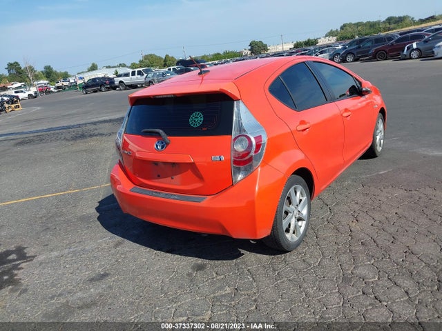 Toyota Prius C One/three/two/four 2014 JTDKDTB3XE1084738 Image 4