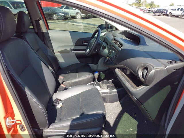 Toyota Prius C One/three/two/four 2014 JTDKDTB3XE1084738 Image 5