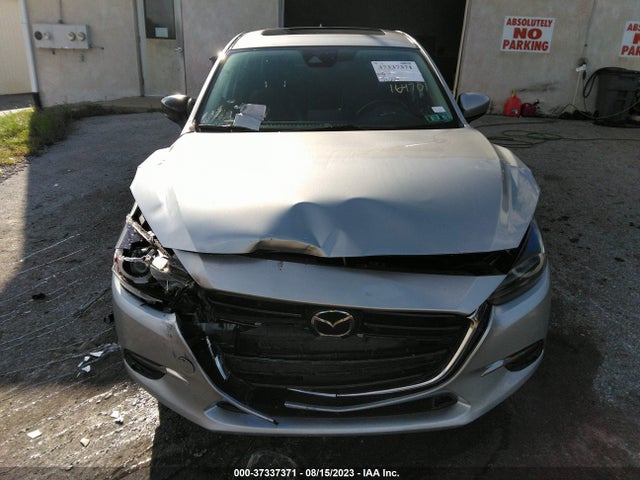 2018 MAZDA MAZDA3 5-DOOR GRAND TOURING VIN: 3MZBN1M33JM164701