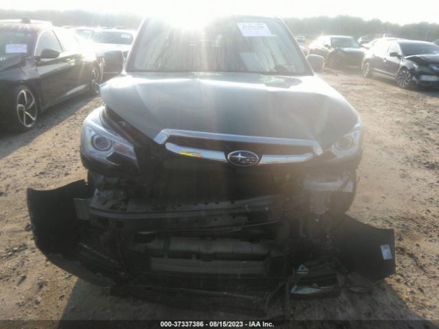 JF2SJAWC4JH577387 Subaru Forester Touring