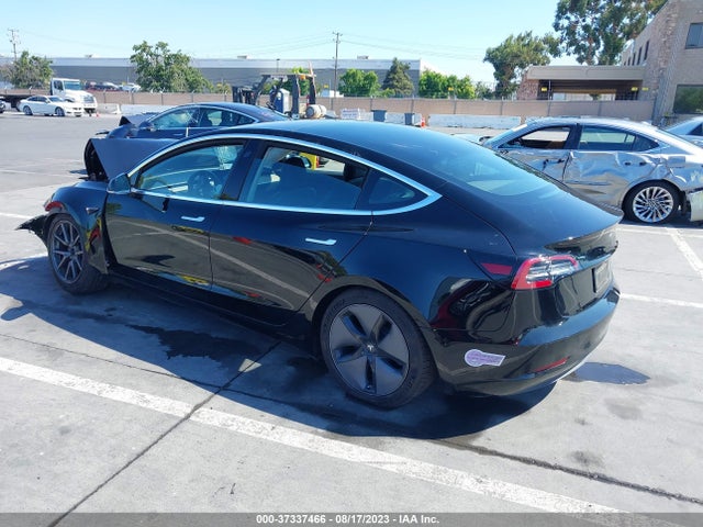 Tesla Model 3 Range 2019 5YJ3E1EA1KF190126 Image 3