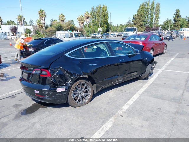Tesla Model 3 Range 2019 5YJ3E1EA1KF190126 Image 4