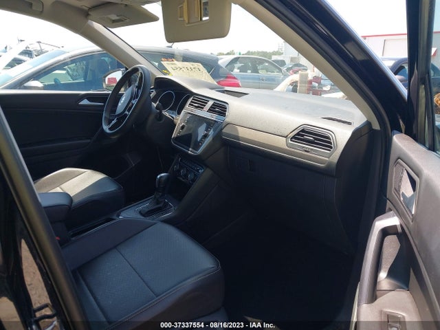 3VV3B7AXXMM066104 Volkswagen Tiguan Se/se R-line Black/sel