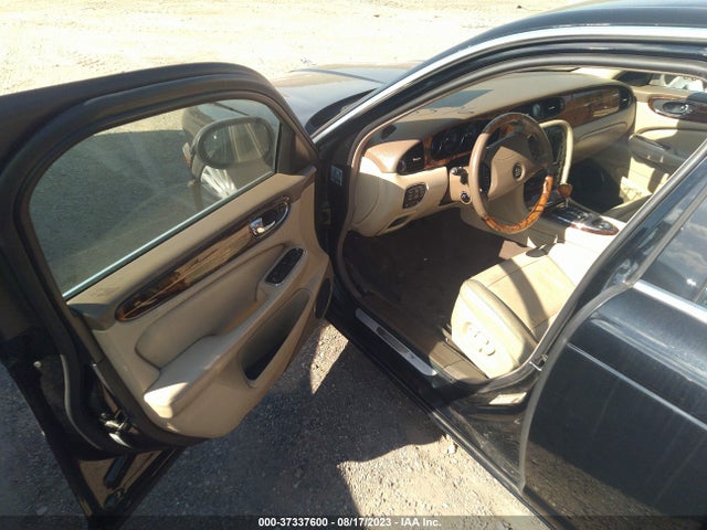 2006 JAGUAR XJ VDP VIN: SAJWA82B66SH00272
