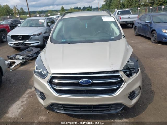 1FMCU9GD9JUD29994 Ford ESCAPE SE