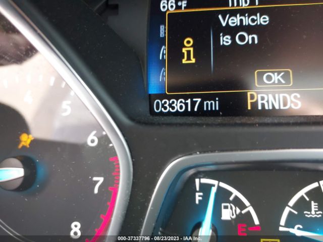 1FMCU9GD9JUD29994 Ford ESCAPE SE