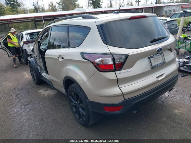 1FMCU9GD9JUD29994 Ford ESCAPE SE