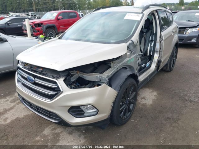 1FMCU9GD9JUD29994 Ford ESCAPE SE