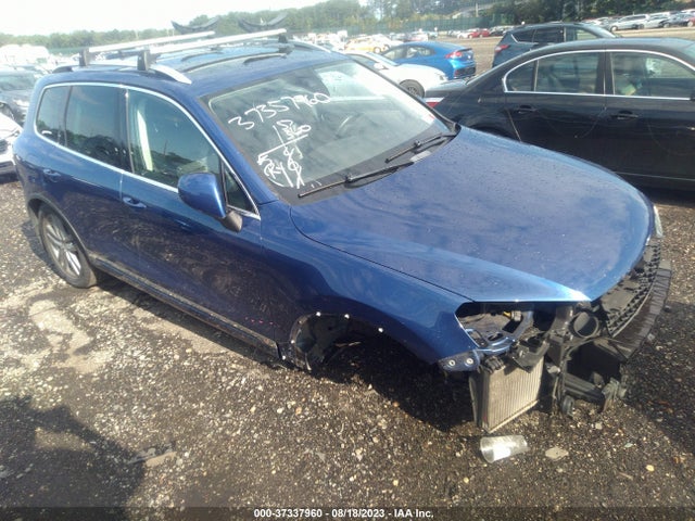 2016 Volkswagen Touareg, VIN: WVGEP9BP3GD006129