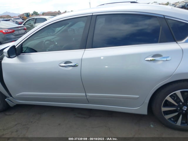 2018 NISSAN ALTIMA 2.5 SV VIN: 1N4AL3AP4JC211037