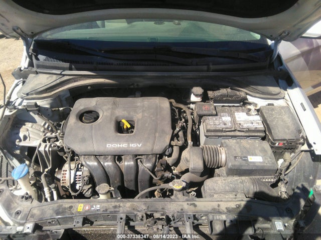 Hyundai Elantra Value Edition 2018 5NPD84LF6JH236416 Image 17