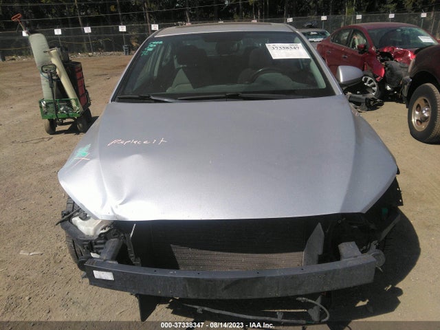 Hyundai Elantra Value Edition 2018 5NPD84LF6JH236416 Image 13