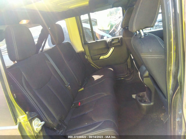 1C4BJWFG0HL607765 Jeep Wrangler Unlimited Rubicon