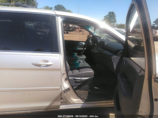2006 HONDA ODYSSEY EX-L VIN: 5FNRL38756B022846