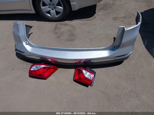 Chevrolet EQUINOX LT 2018 2GNAXJEV6J6266603 Image 12