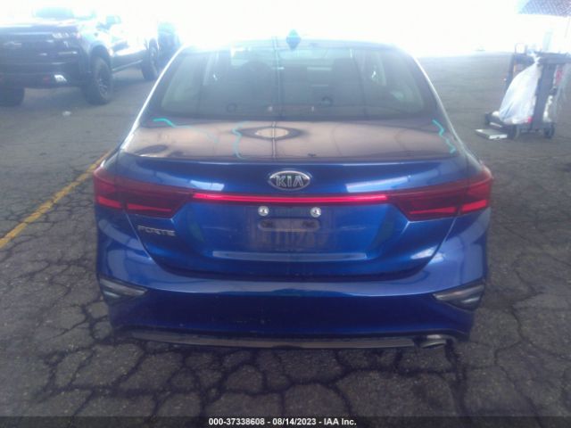 3KPF24AD1KE116136 KIA Forte Lxs