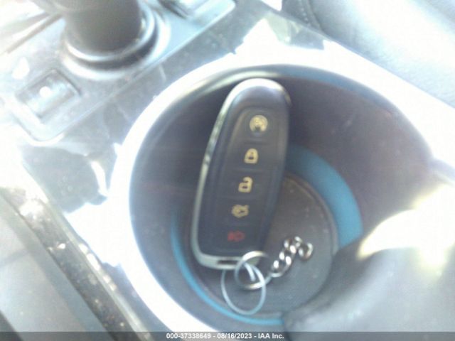 1FMCU9JX5FUA17956 Ford Escape Titanium