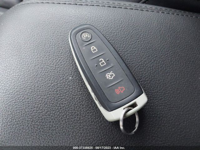 1FADP5CU1GL114614 Ford C-max Energi Sel