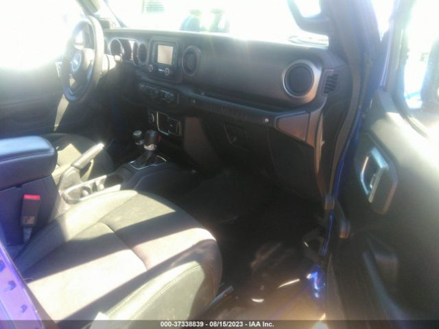 1C4HJXDN5JW230047 Jeep Wrangler Unlimited Sport