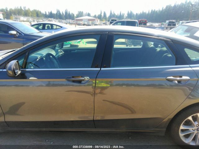 3FA6P0HD1LR149895 Ford FUSION SE