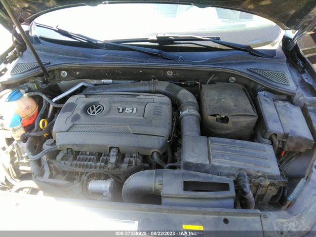 1VWBT7A32HC011008 Volkswagen Passat 1.8t Se