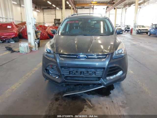 1FMCU9J93FUB08161 Ford Escape Titanium