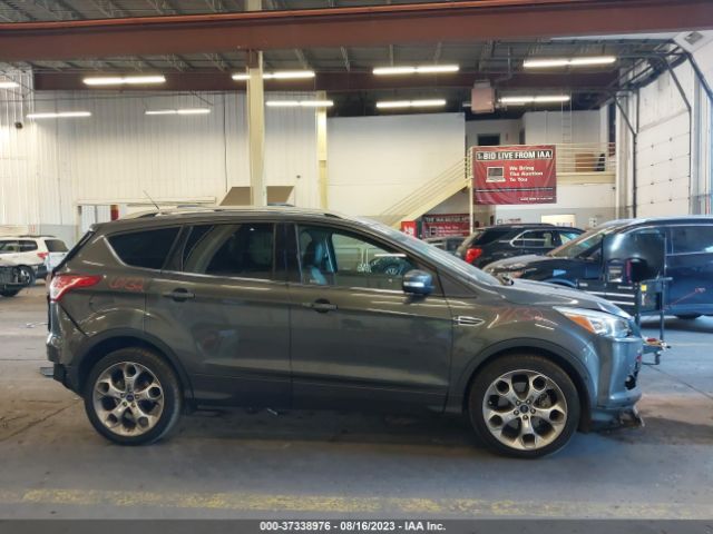 1FMCU9J93FUB08161 Ford Escape Titanium