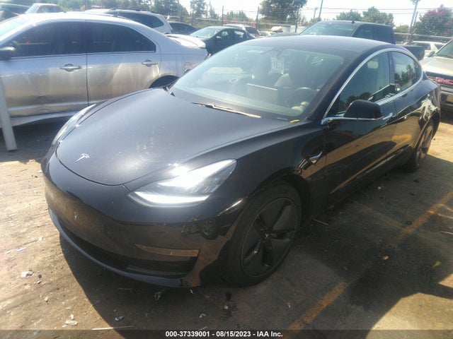 Tesla Model 3 Long Range 2018 5YJ3E1EB9JF062952 Image 2