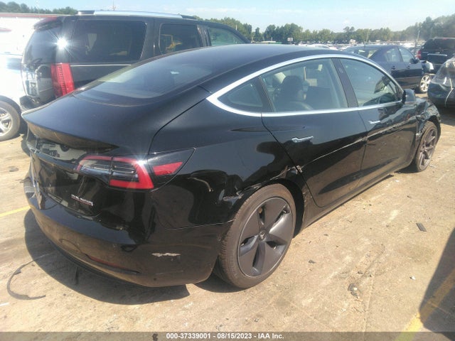 Tesla Model 3 Long Range 2018 5YJ3E1EB9JF062952 Image 4