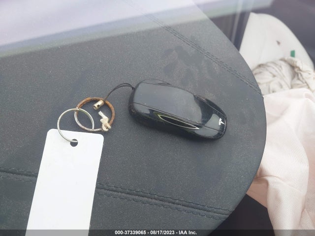 Tesla MODEL S 2019 5YJSA1E25KF307013 Image 18