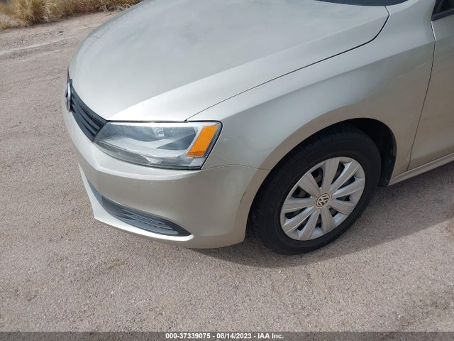 3VW1K7AJ3EM321773 Volkswagen Jetta Sedan S