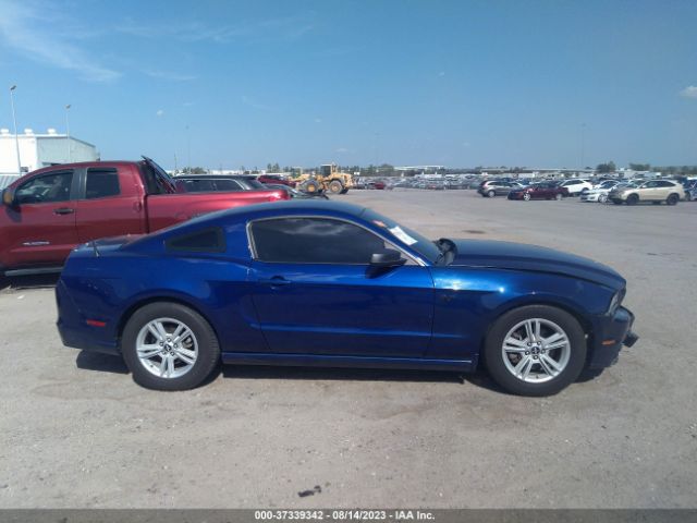 1ZVBP8AM7E5268569 Ford Mustang V6
