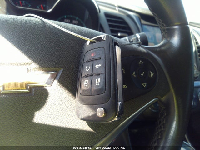 Chevrolet IMPALA LT 2018 2G1105S35J9173361 Image 11