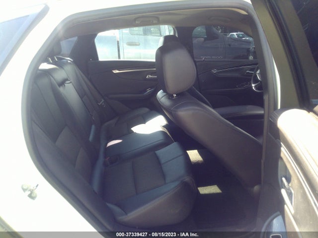 Chevrolet IMPALA LT 2018 2G1105S35J9173361 Image 8