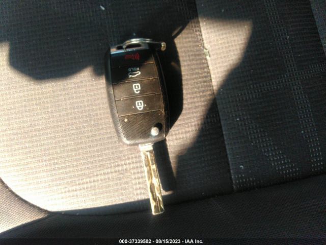 KNADM5A35E6410712 KIA RIO LX