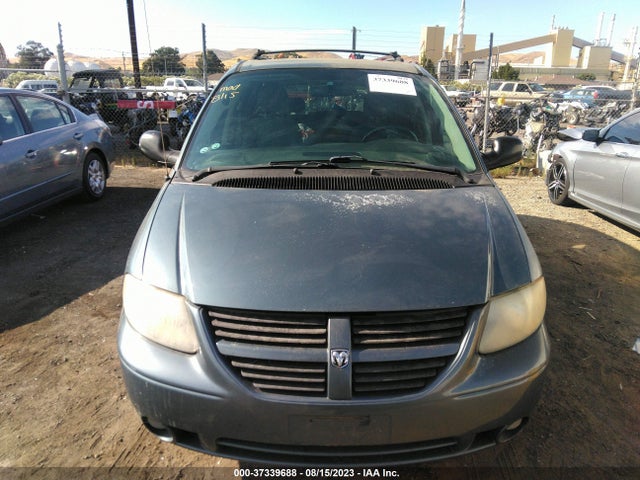 2005 DODGE GRAND CARAVAN SXT VIN: 2D4GP44L15R239451