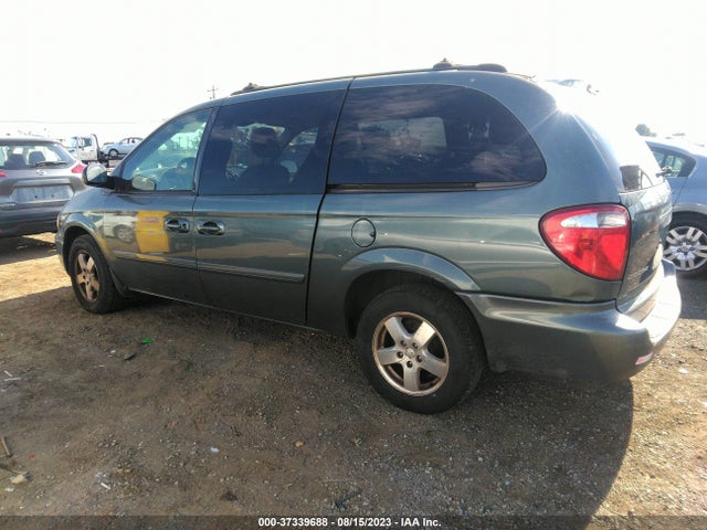 2005 DODGE GRAND CARAVAN SXT VIN: 2D4GP44L15R239451